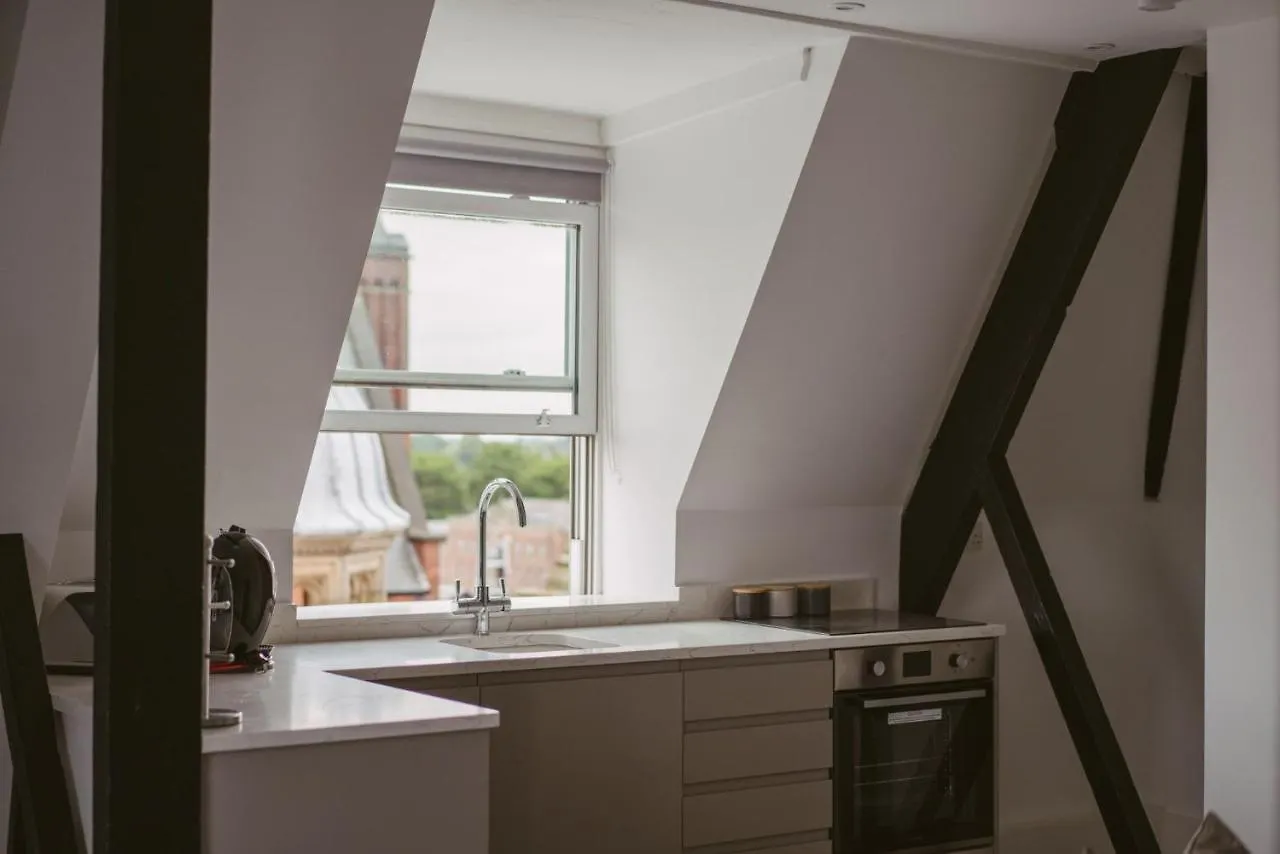 Apartment 10 Penthouse 2 Bedrooms, Sleeps X 4 York 0*,