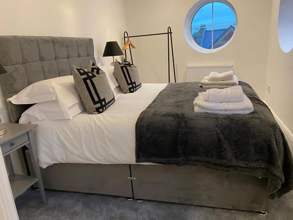 Holiday home Apartment 10 Penthouse 2 Bedrooms, Sleeps X 4 York