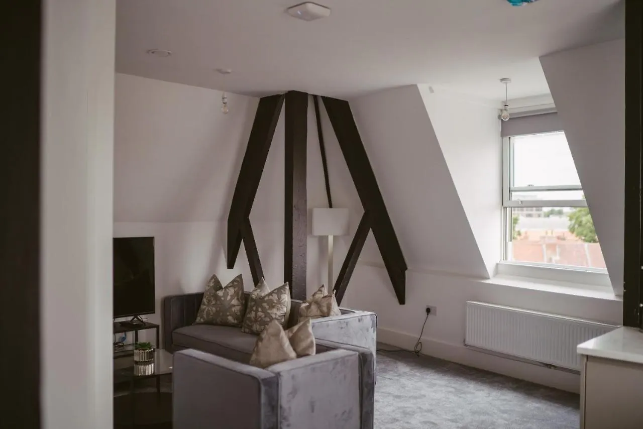 Apartment 10 Penthouse 2 Bedrooms, Sleeps X 4 contacts